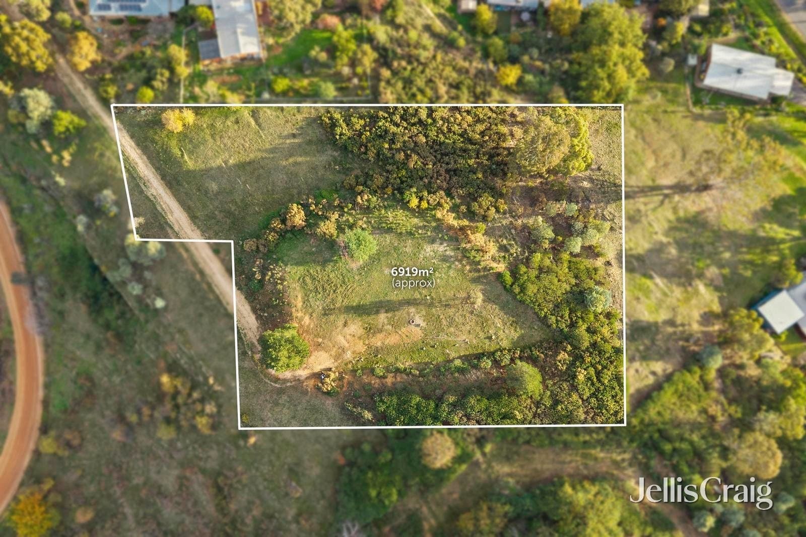 CA 23 Duke Street, Castlemaine
    
    
      
        6,919 m2, Castlemaine - Thumbnail 5