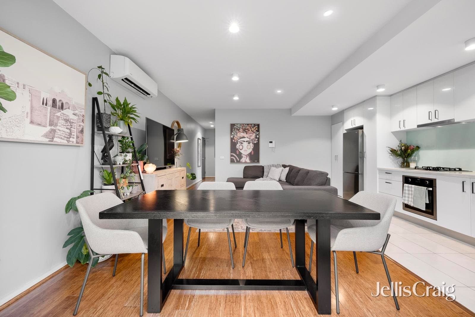 207/569-571 Whitehorse Road, Mitcham, Mitcham - Thumbnail 5