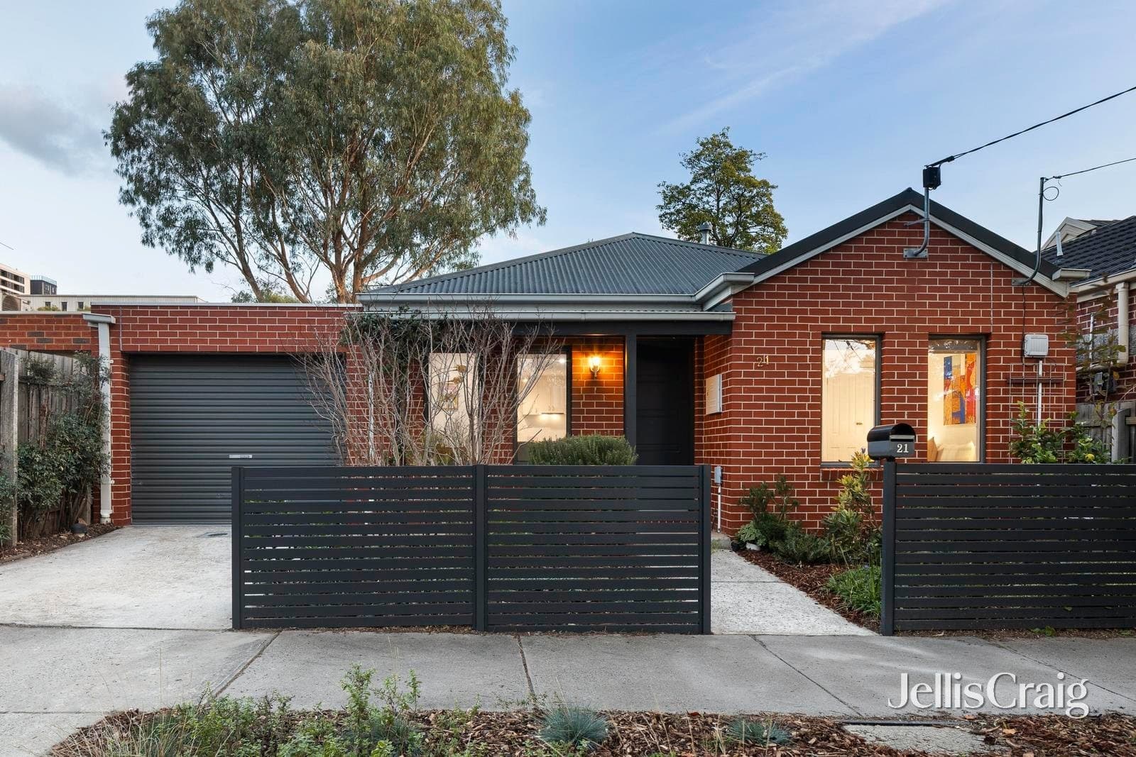 21 Esther Street, Preston, Preston - Thumbnail 2