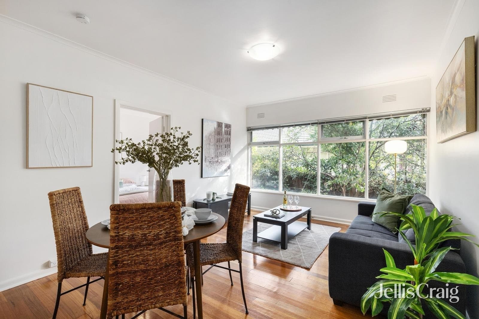 2/70a Wattle Road, Hawthorn, Hawthorn - Thumbnail 2