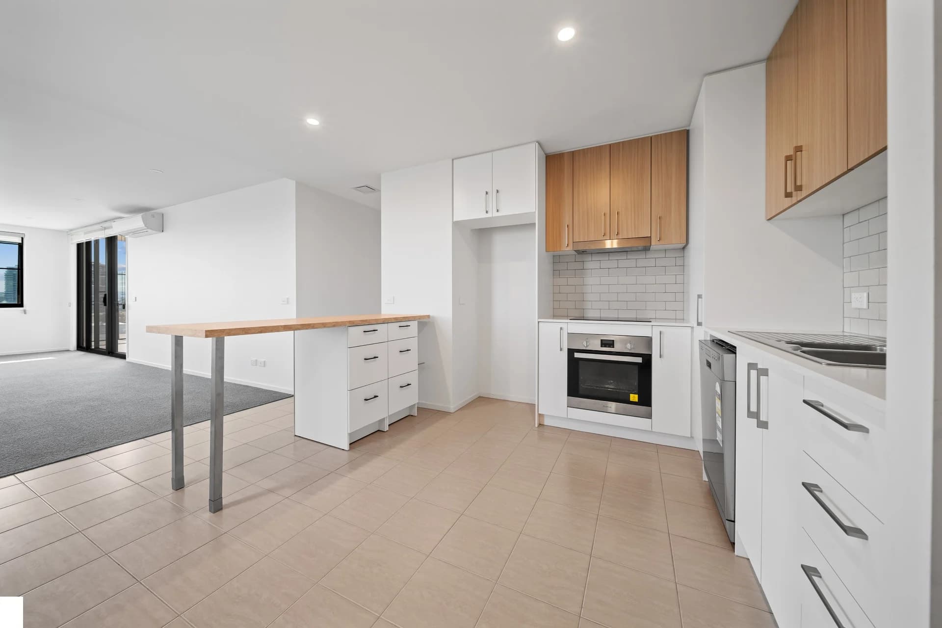 119/2 Hinder Street, Gungahlin, Gungahlin - Image 1