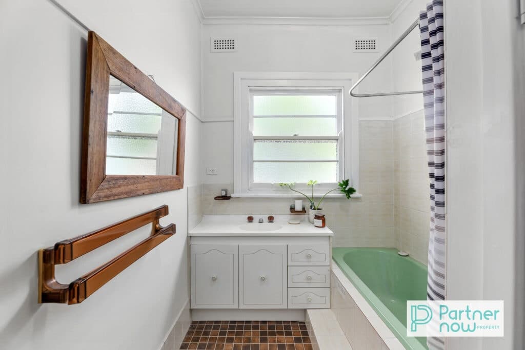 28 Carthage Street, Tamworth - Thumbnail 5