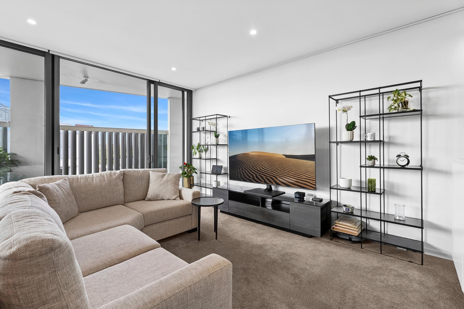 601/2 Sylvan Avenue, Balgowlah - Thumbnail 2