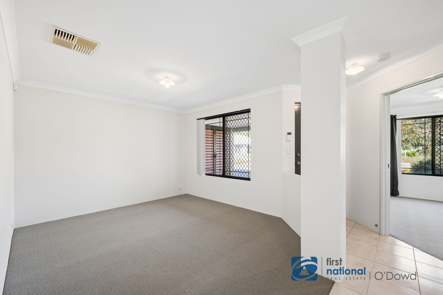 14 Pimelea Street, Maida Vale WA 6057, Maida Vale - Thumbnail 2