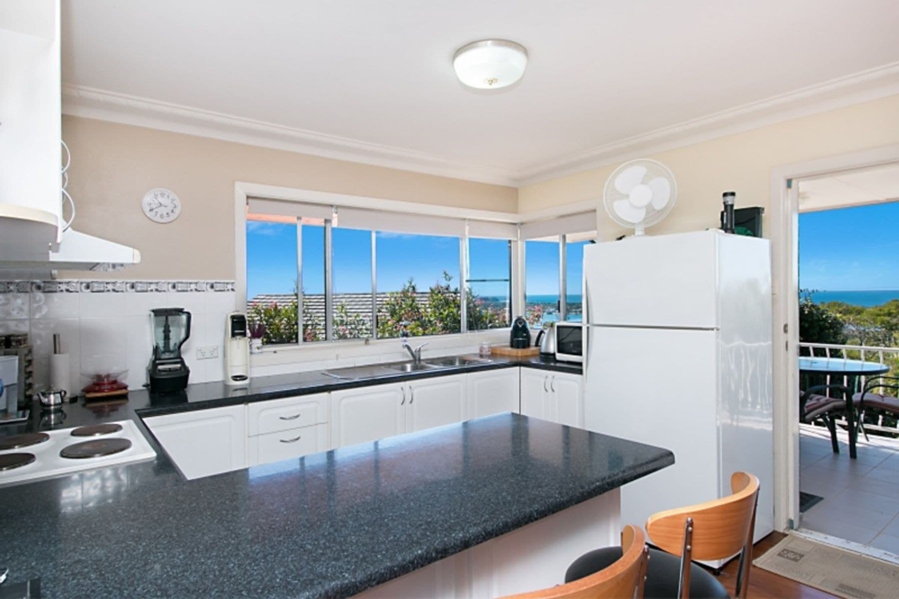 2/23 Seaview Road, Banora Point NSW 2486, Banora Point - Thumbnail 2