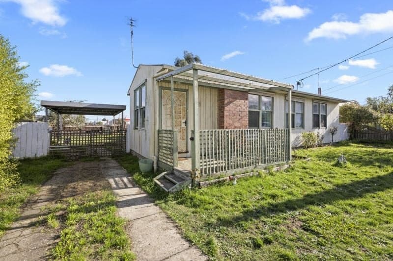1 Wood  Street, Soldiers Hill, Soldiers Hill - Thumbnail 2
