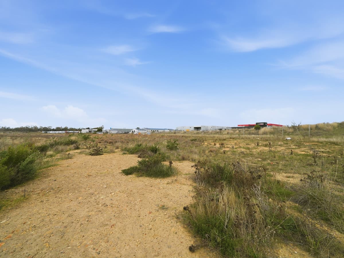 269 Kennedy Drive Cambridge TAS 7170, Cambridge - Thumbnail 4