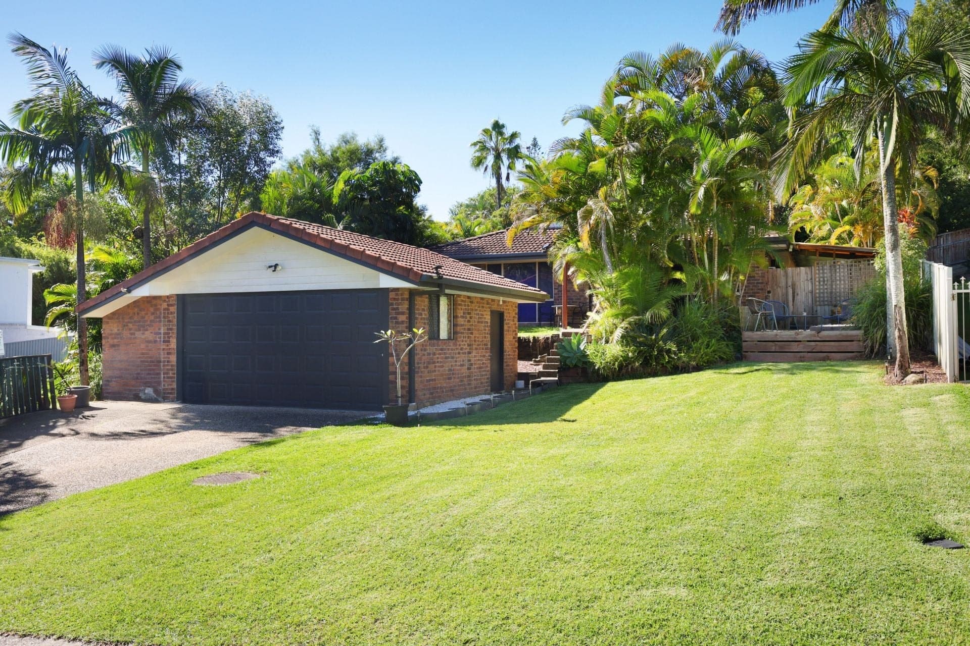 12 Wayville Place Robina QLD, Robina - Thumbnail 2