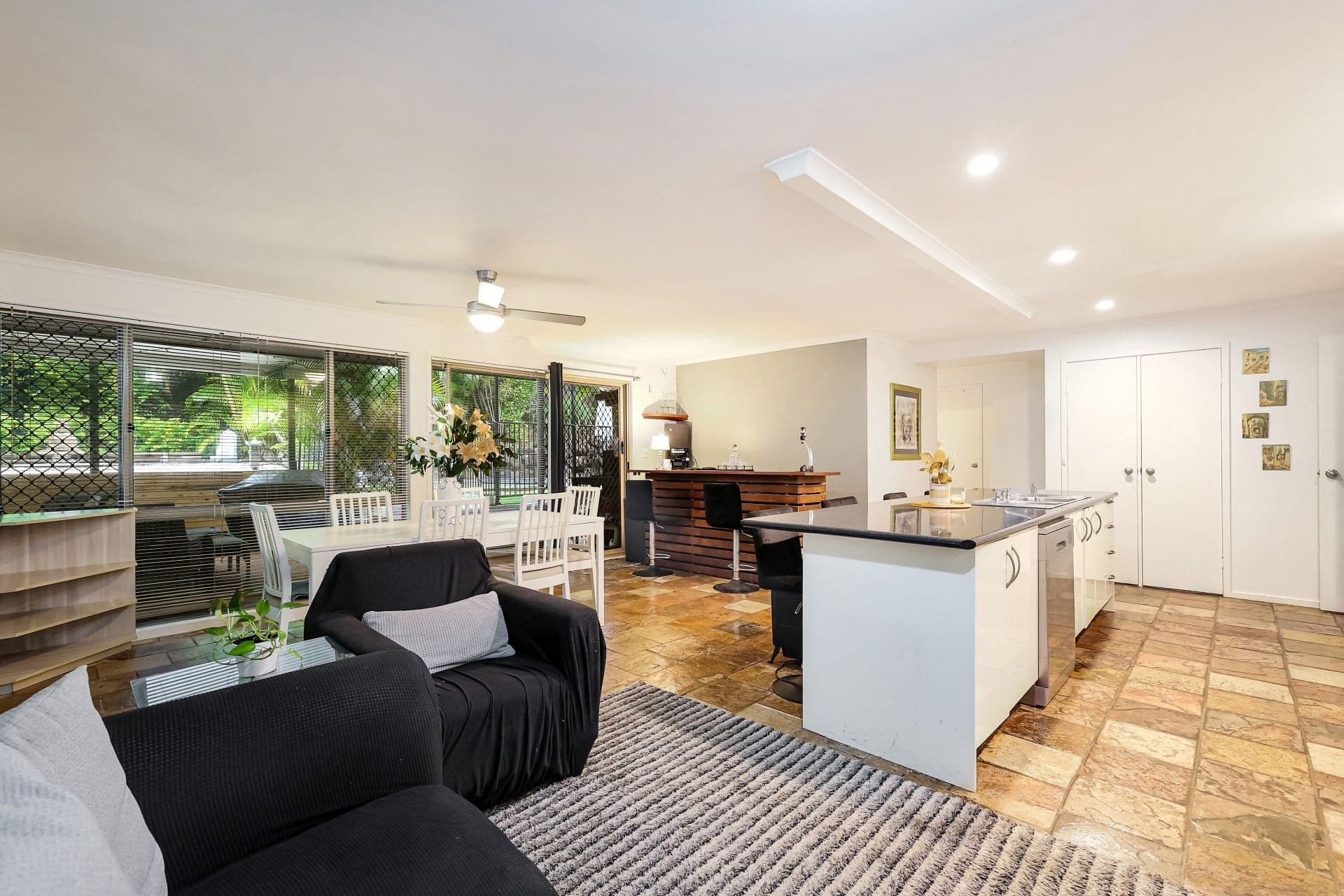12 Wayville Place Robina QLD, Robina - Thumbnail 4