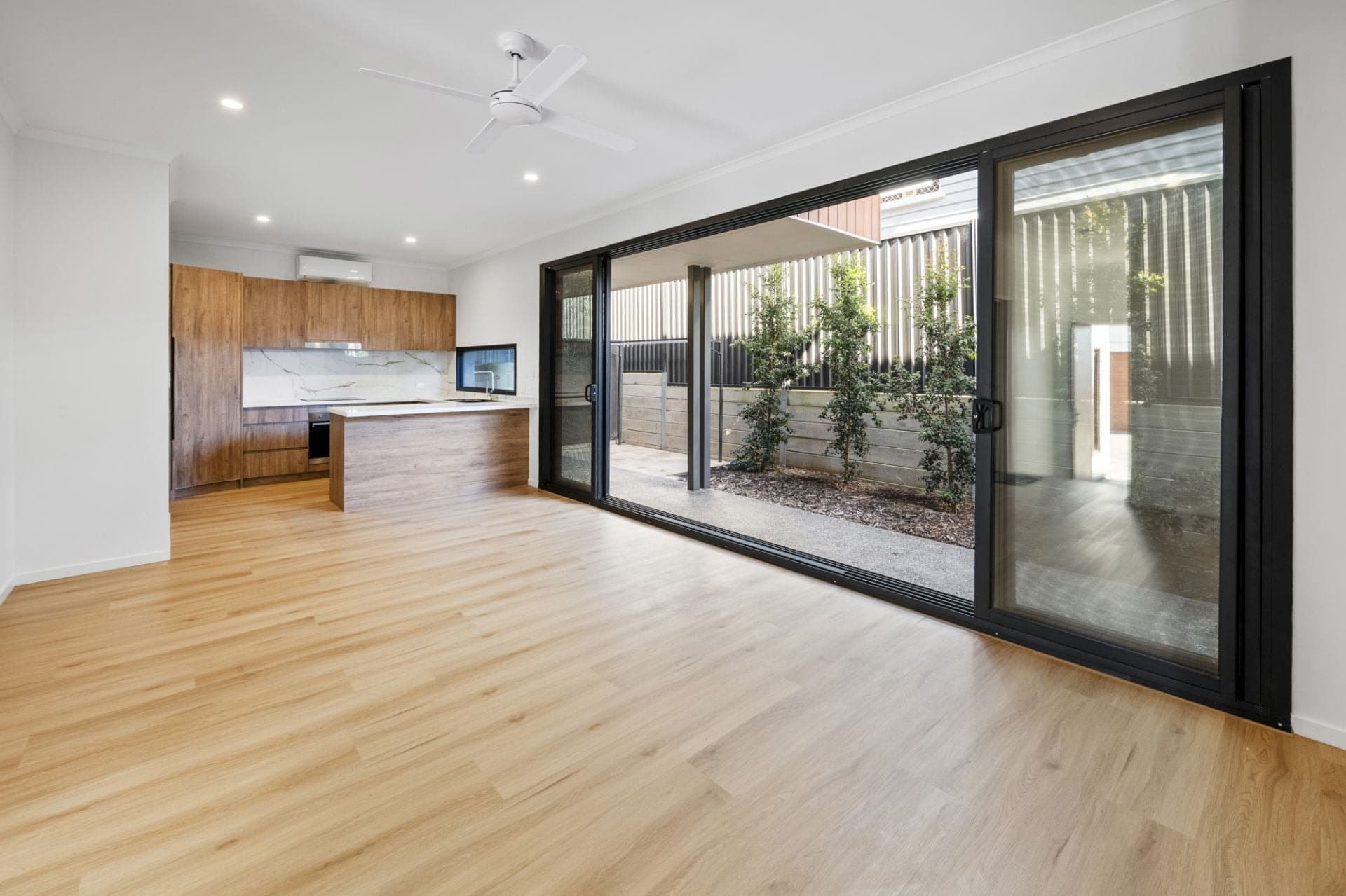 2/95-97 Johnston Street Southport QLD, Southport - Thumbnail 4
