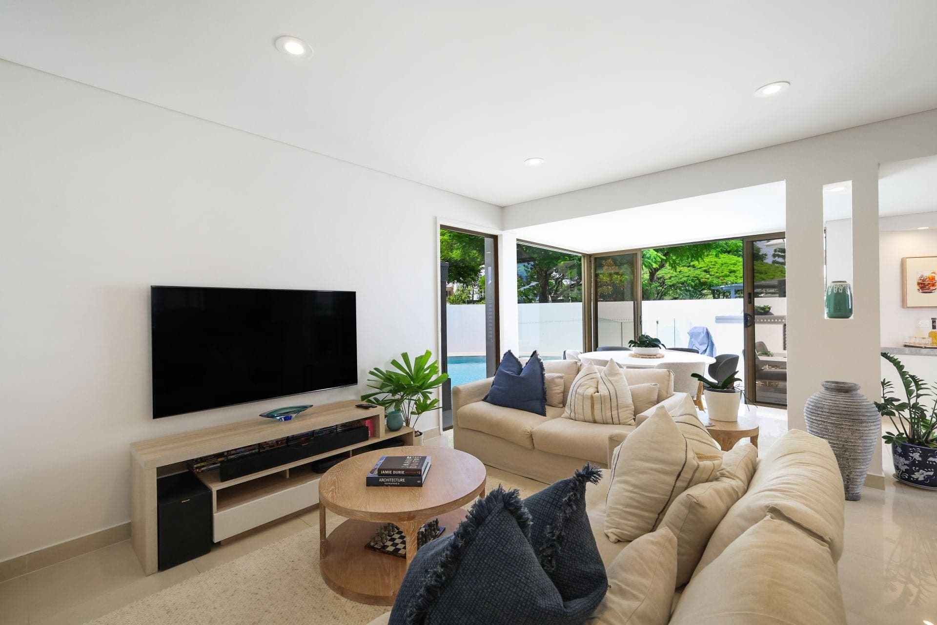 2110 South Shields Drive Benowa QLD, Benowa - Thumbnail 7