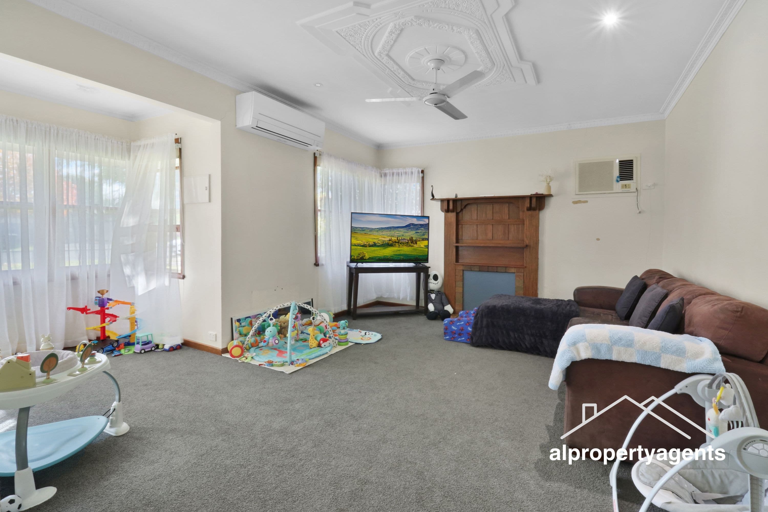 20 Valentine Avenue, Horsham VIC 3400, Horsham - Thumbnail 3