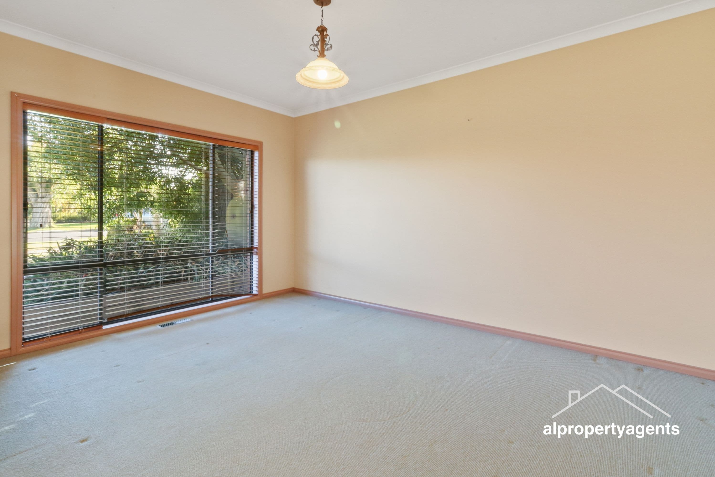15 Penny Avenue, Horsham VIC 3400, Horsham - Thumbnail 7