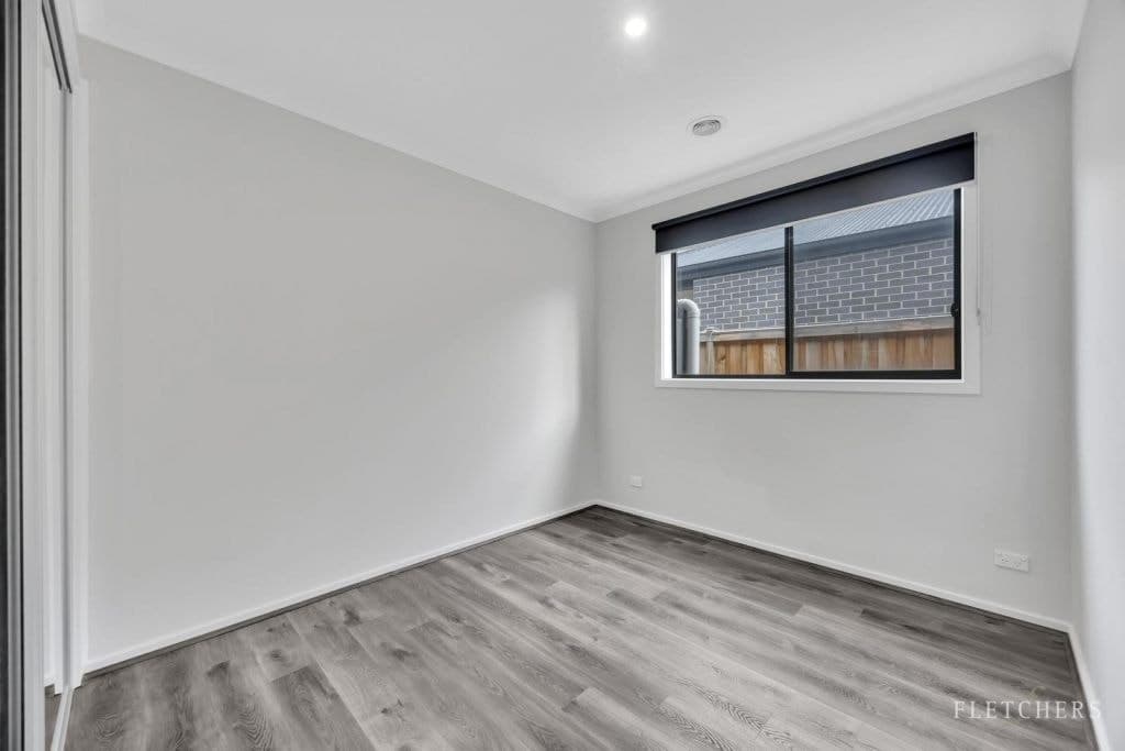 47 Hemsworth Road, Weir Views - Thumbnail 6