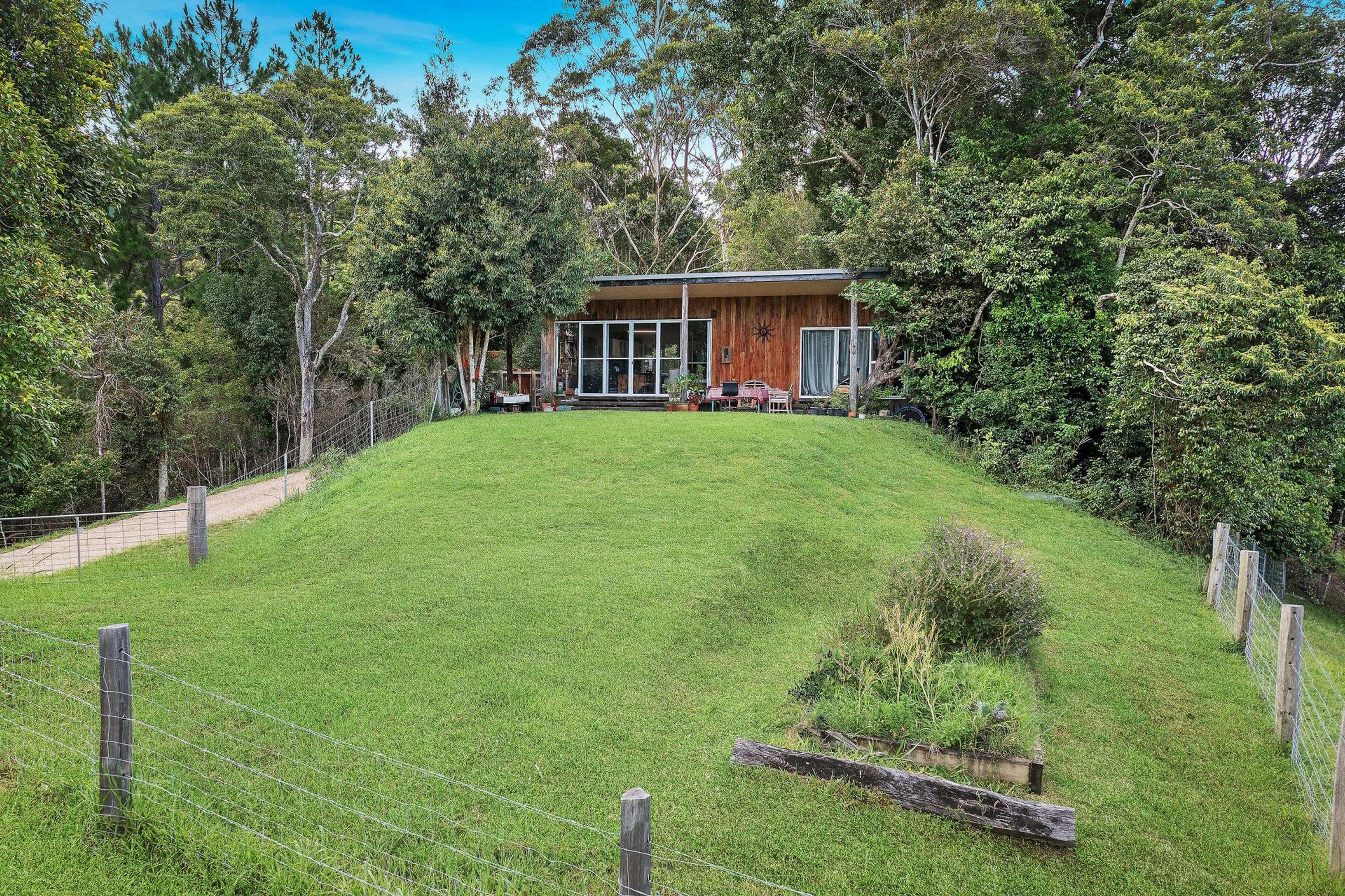 1141 Main Arm Road, Upper Main Arm - Thumbnail 6