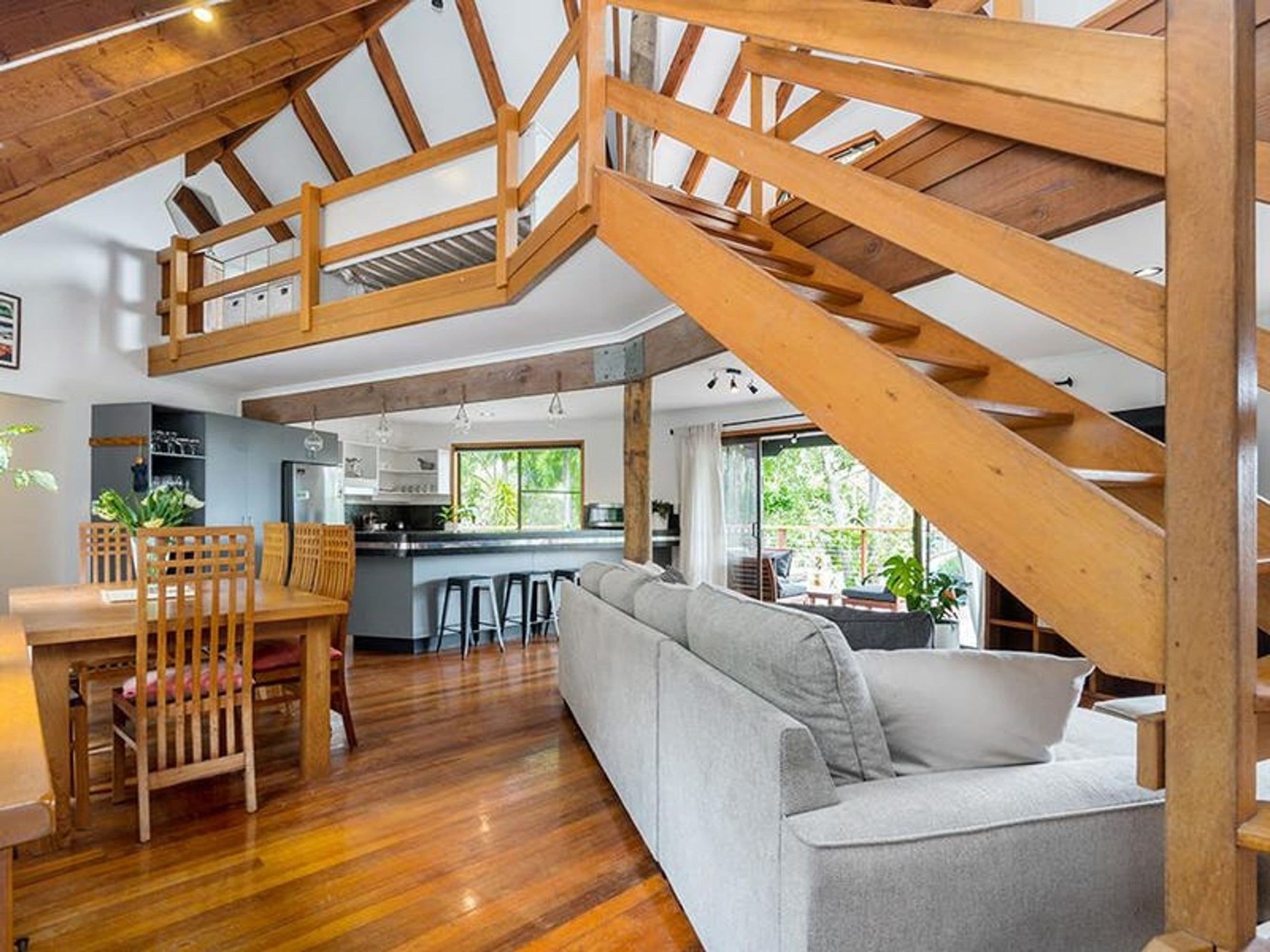 32 Shelley Drive, Byron Bay - Thumbnail 2