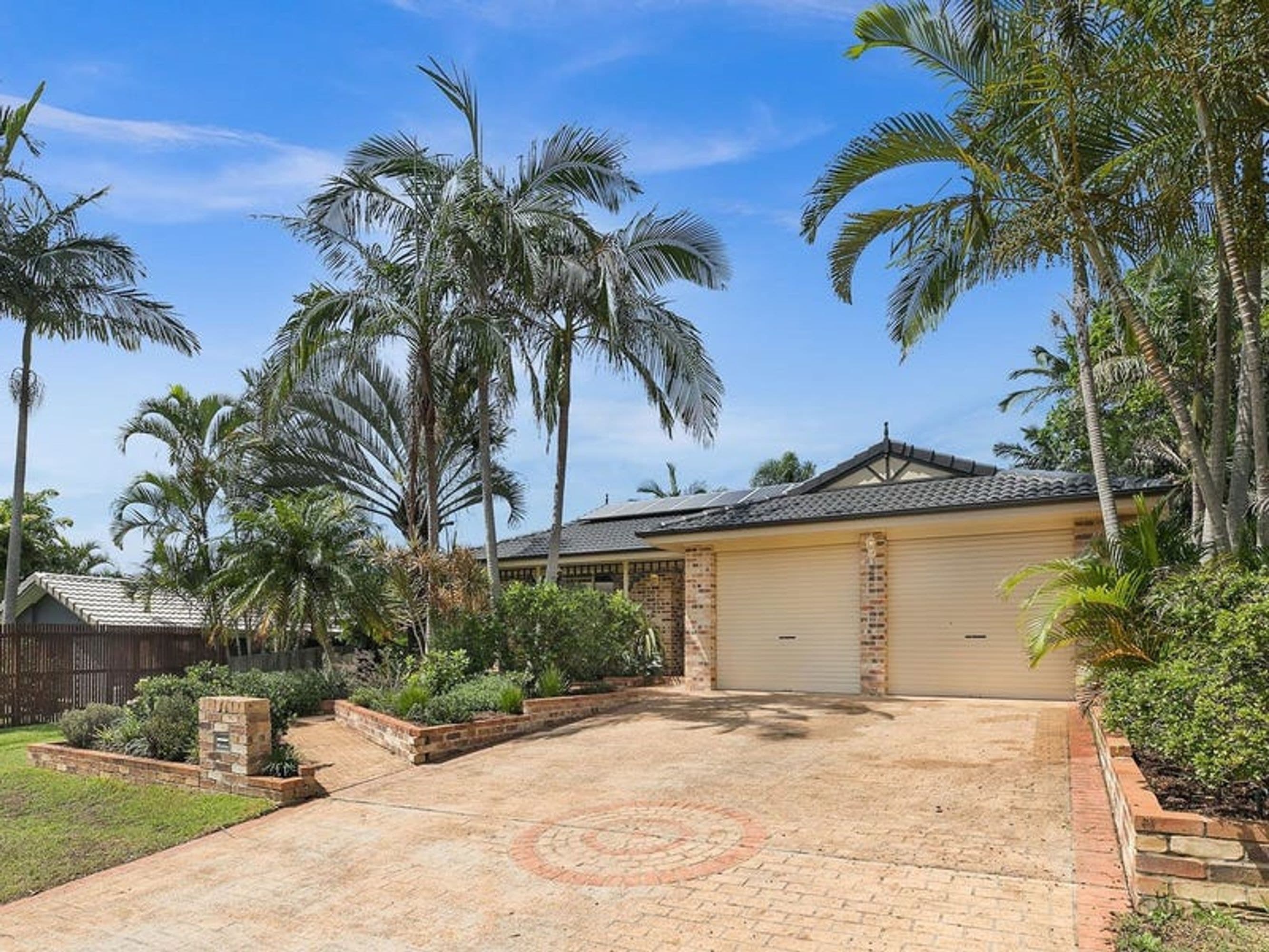 6 Heritage Court, Suffolk Park - Image 1