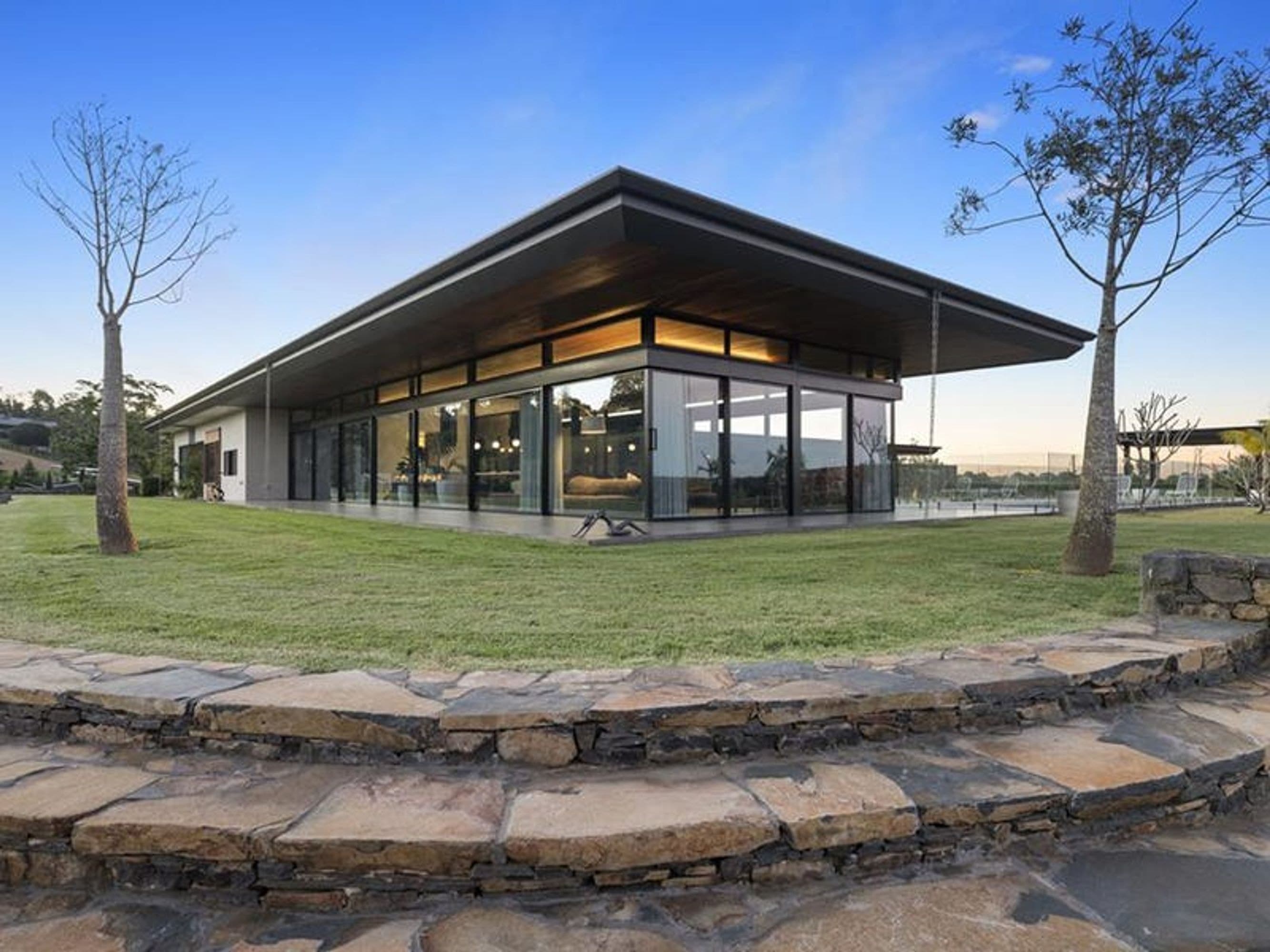 60/Citriadora Drive, Ewingsdale - Image 1