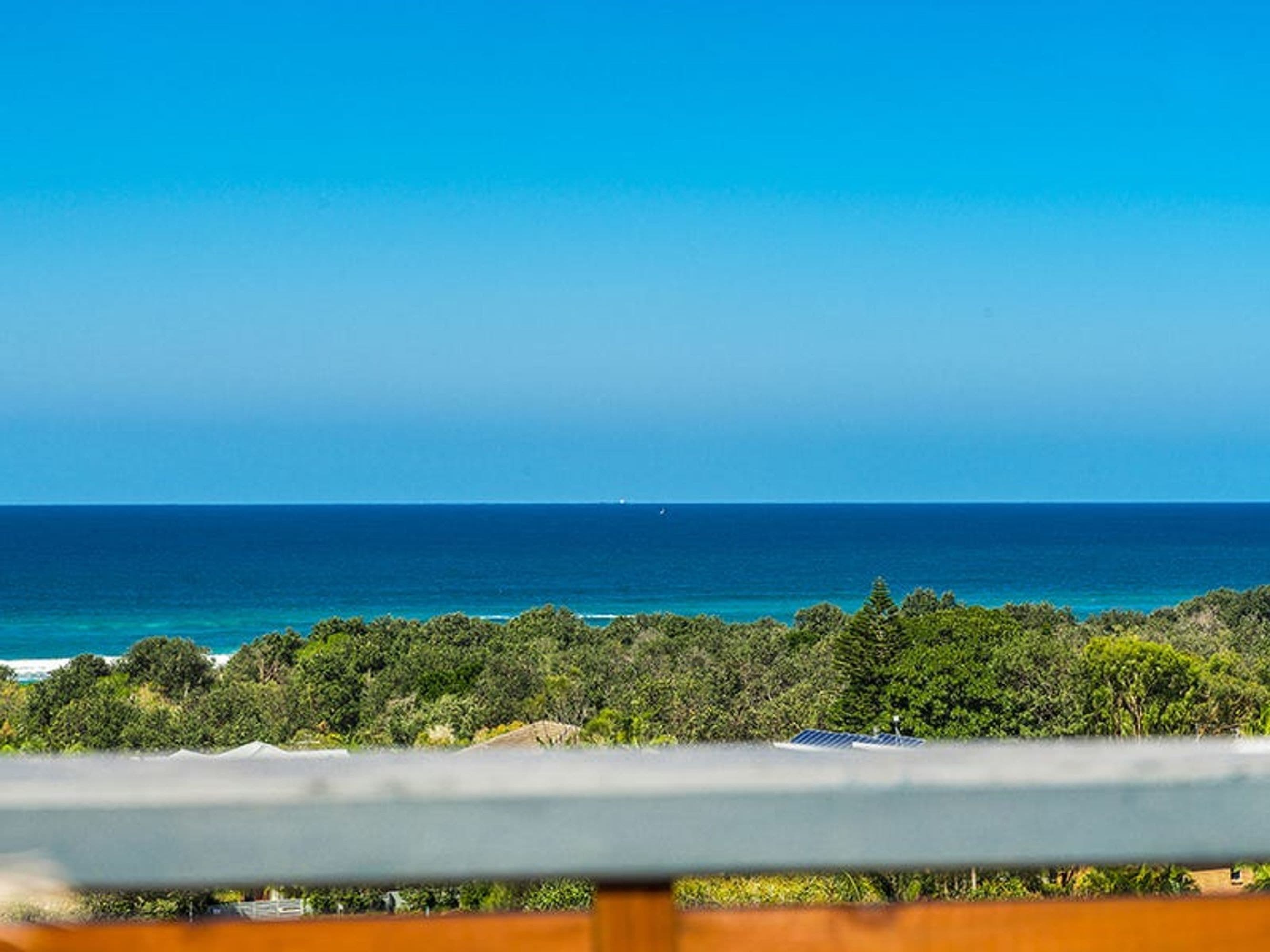 18 Pacific Vista Drive, Byron Bay, NSW 2481, Byron Bay - Thumbnail 2