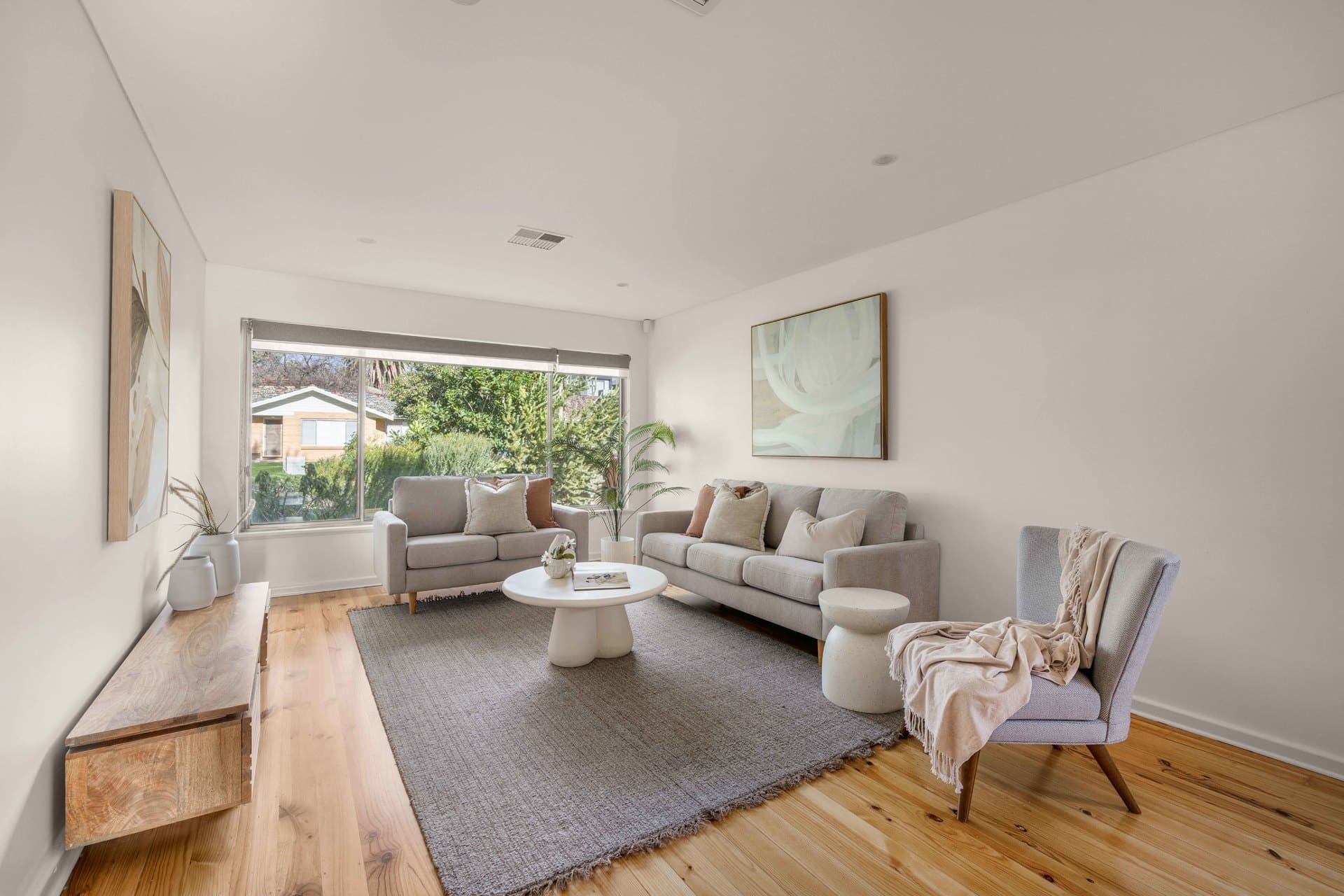 17 Beaufort Crescent, Felixstow, Felixstow - Thumbnail 2