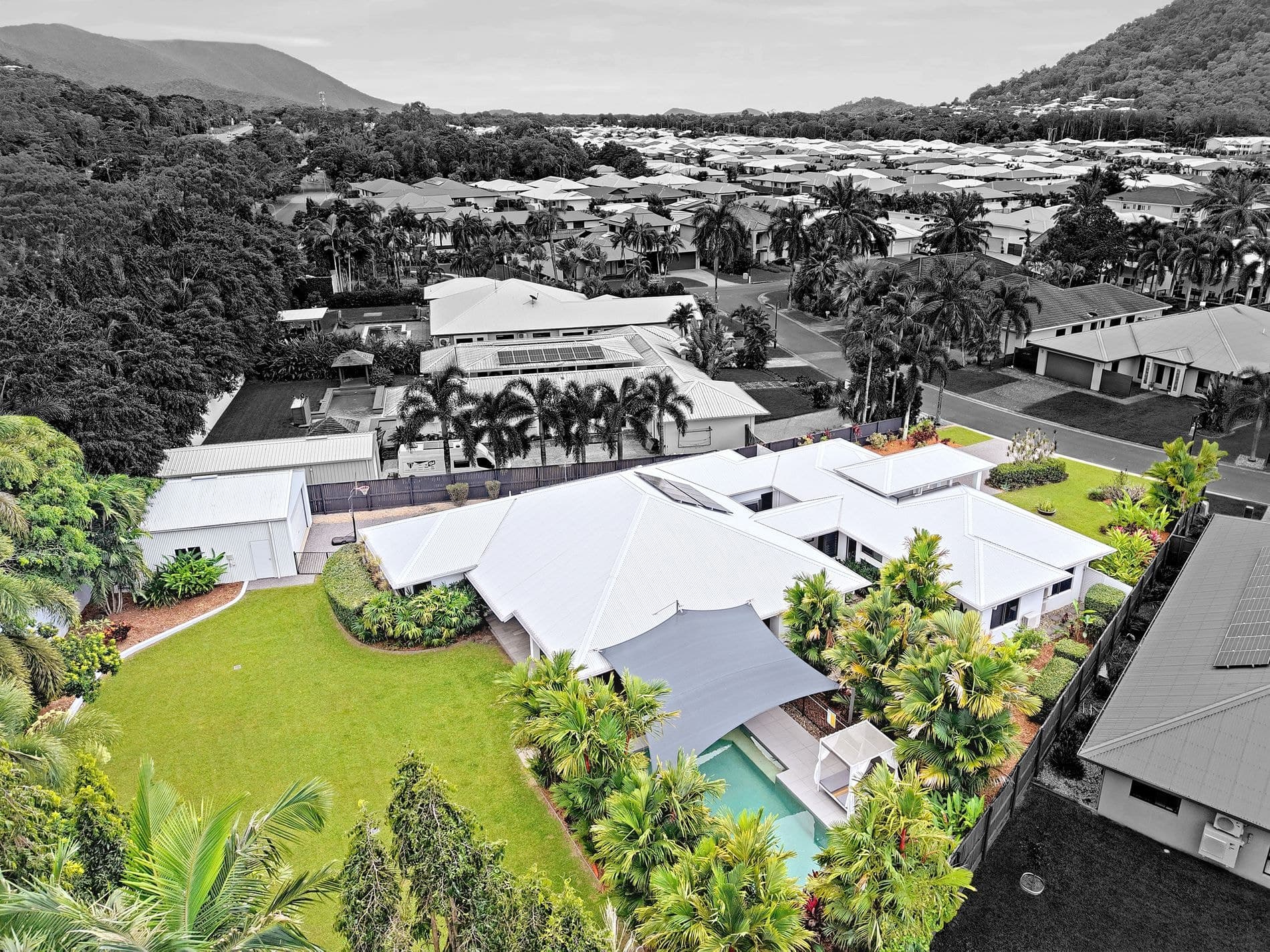 32 Iridescent Drive, Trinity Park, Trinity Park - Image 1