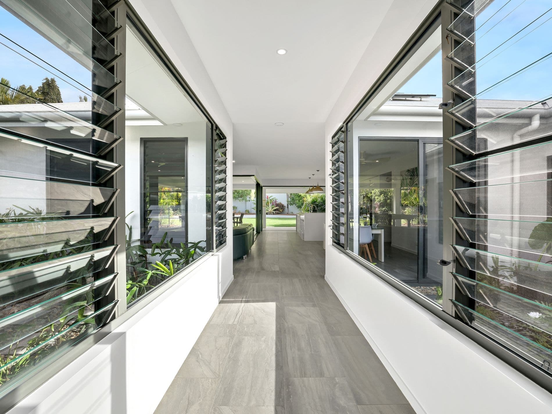 32 Iridescent Drive, Trinity Park, Trinity Park - Thumbnail 3