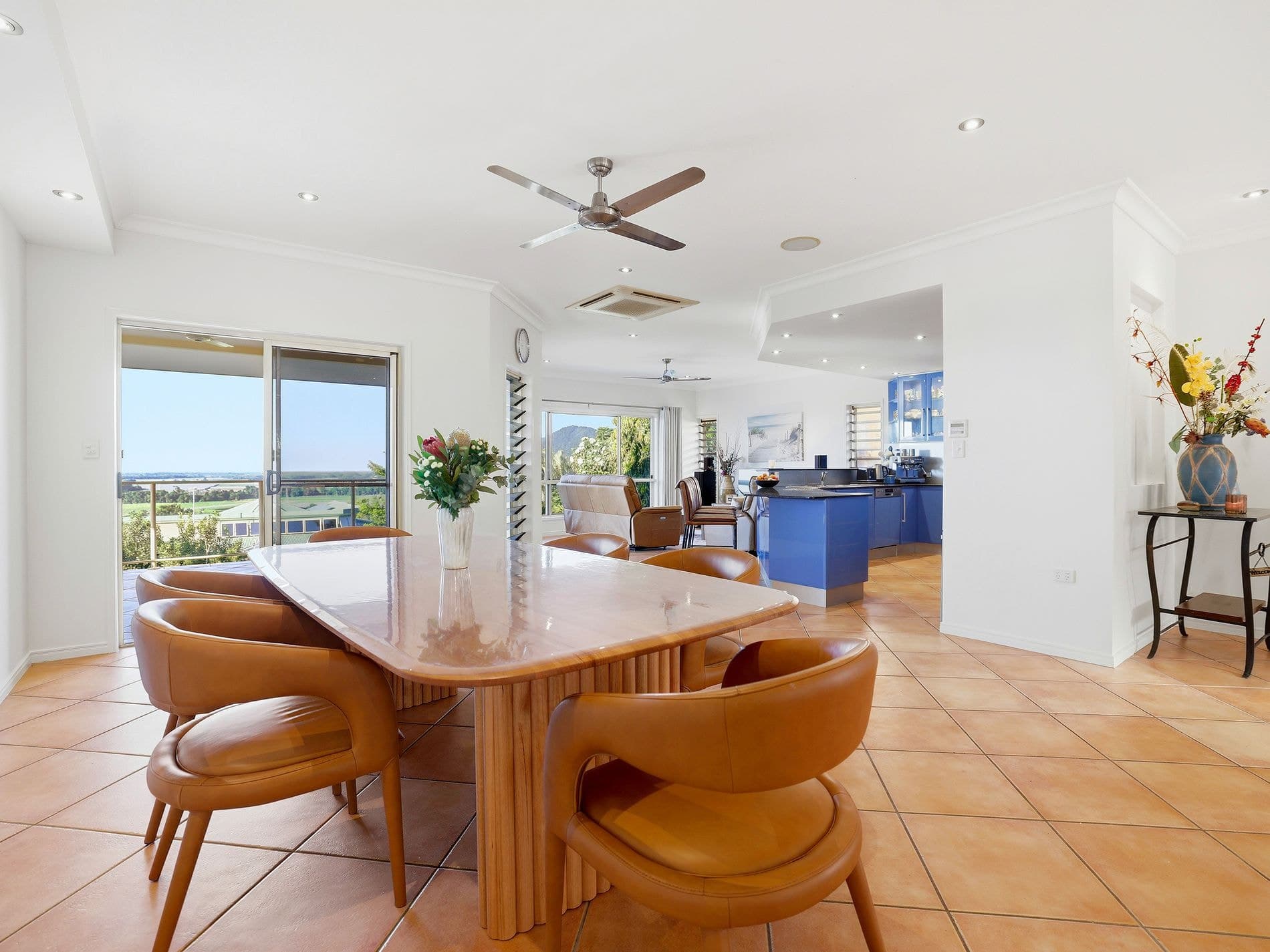 60 Daphne Drive, Redlynch, Redlynch - Thumbnail 8