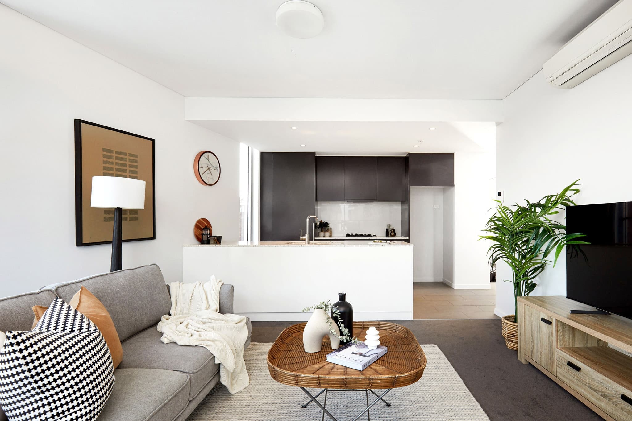 308/1 Brodie Spark Drive, Wolli Creek - Thumbnail 2