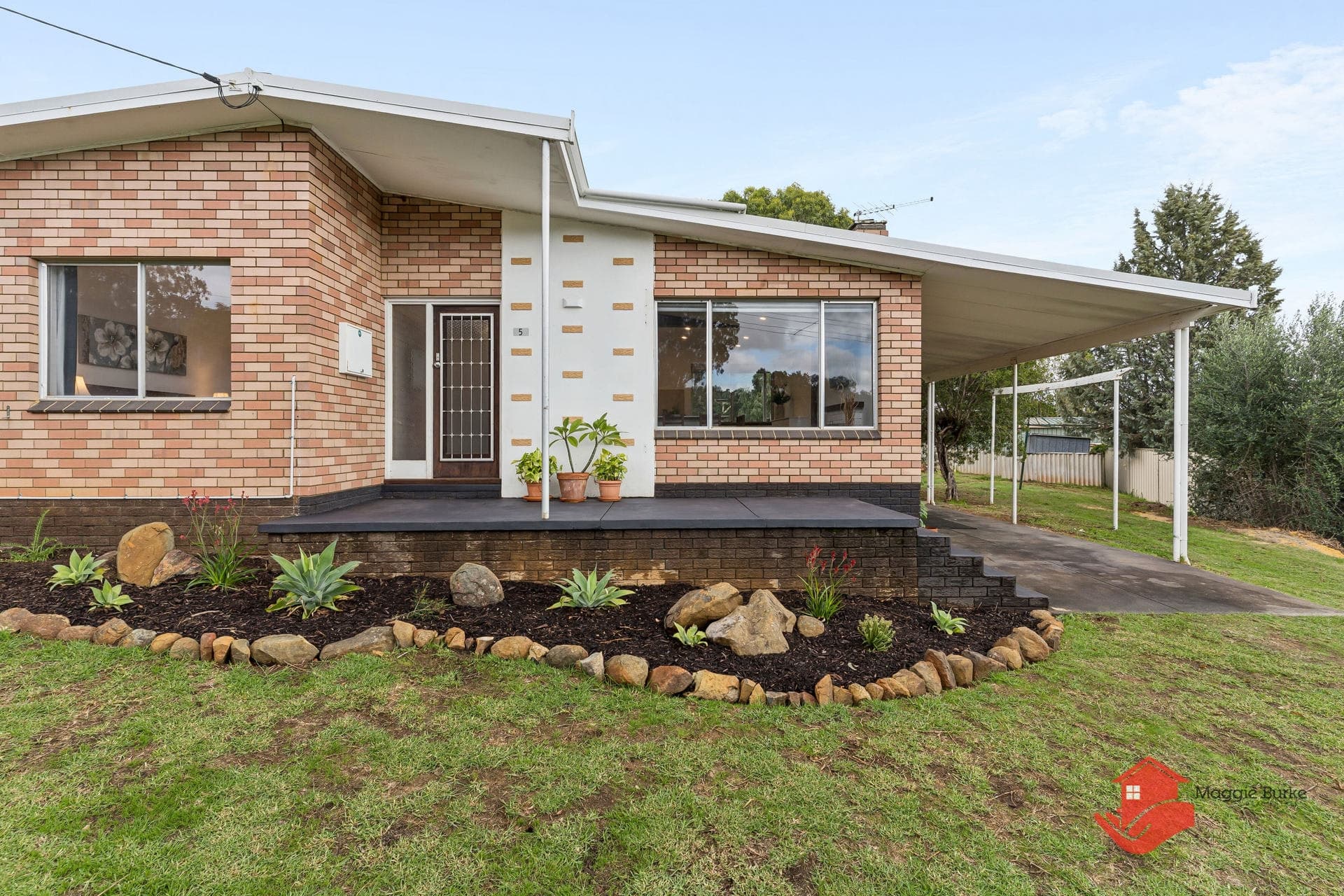 5 Ellis Road, Mount Nasura - Image 1