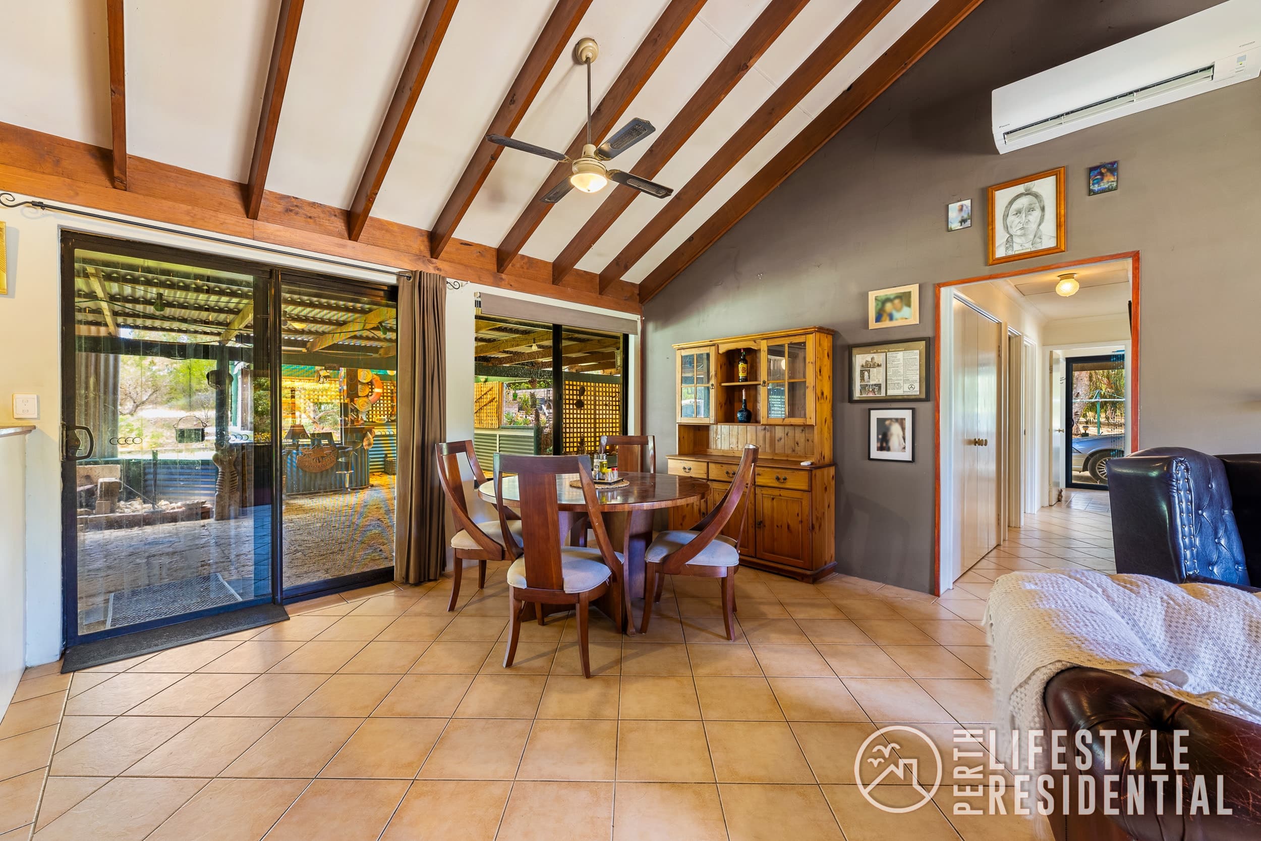 RURAL CHARACTER HOME, Gabbadah - Image 1