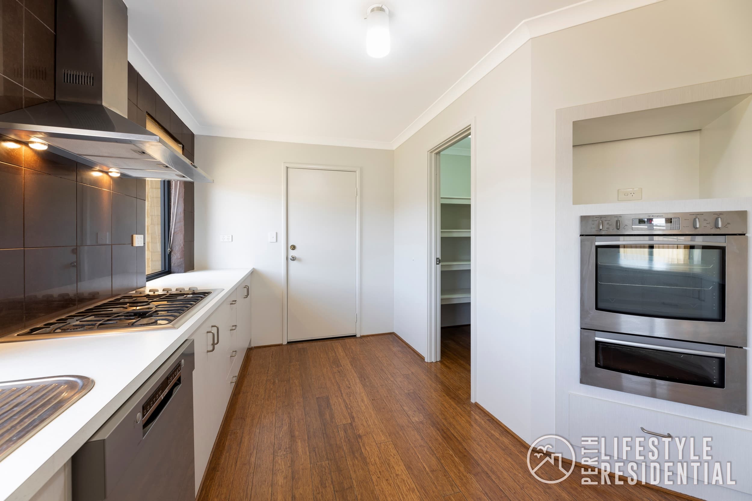 850SQM COASTAL INVESTMENT OR HOME SWEET HOME?, Two Rocks - Thumbnail 3