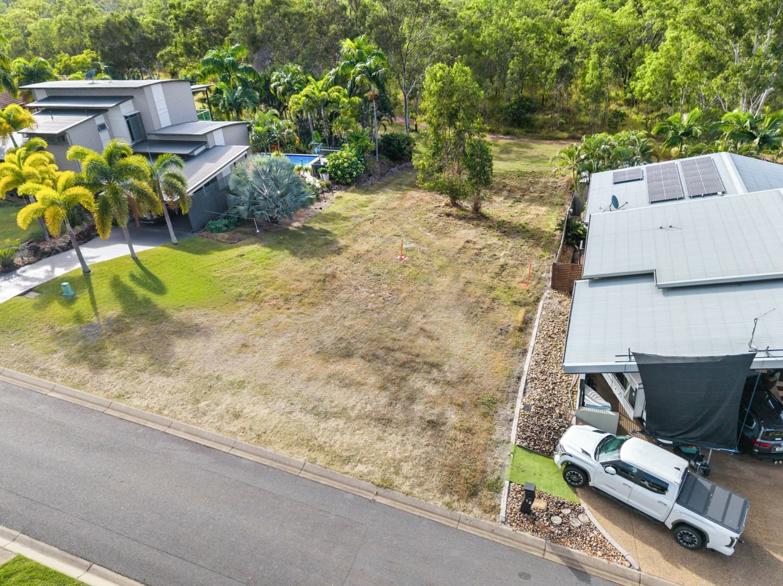 14 Retreat Avenue, NORMAN GARDENS, Norman Gardens - Thumbnail 2
