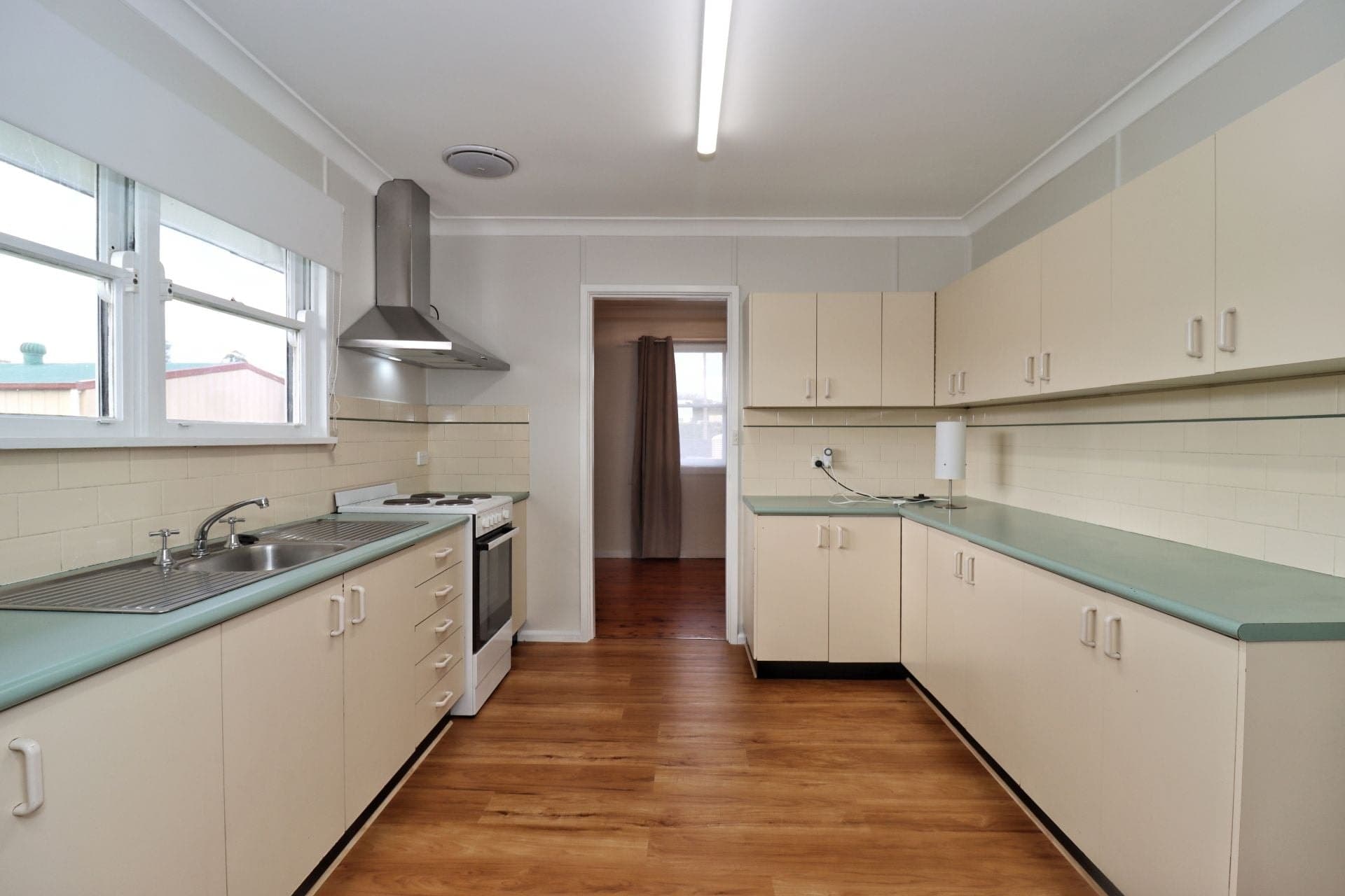 36 Logan Street, COWRA, Cowra - Thumbnail 6