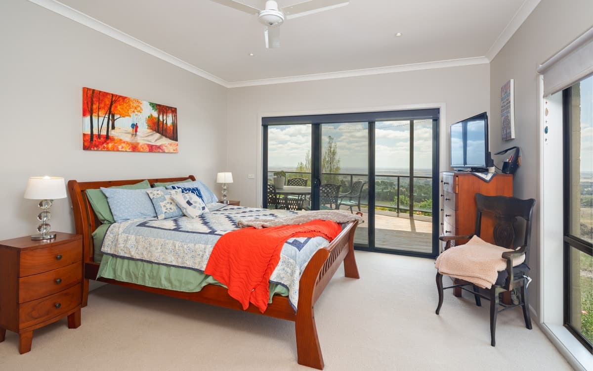 102 Park Lane, Camperdown, VIC, Camperdown - Thumbnail 4
