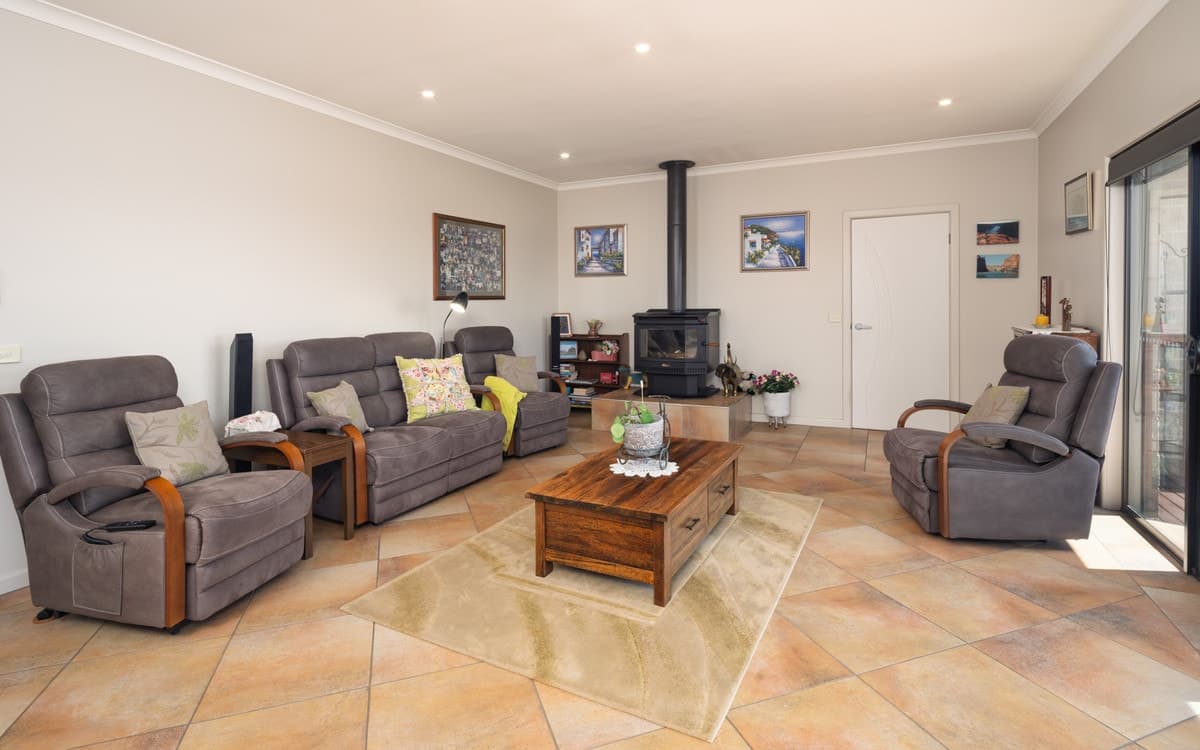 102 Park Lane, Camperdown, VIC, Camperdown - Thumbnail 5