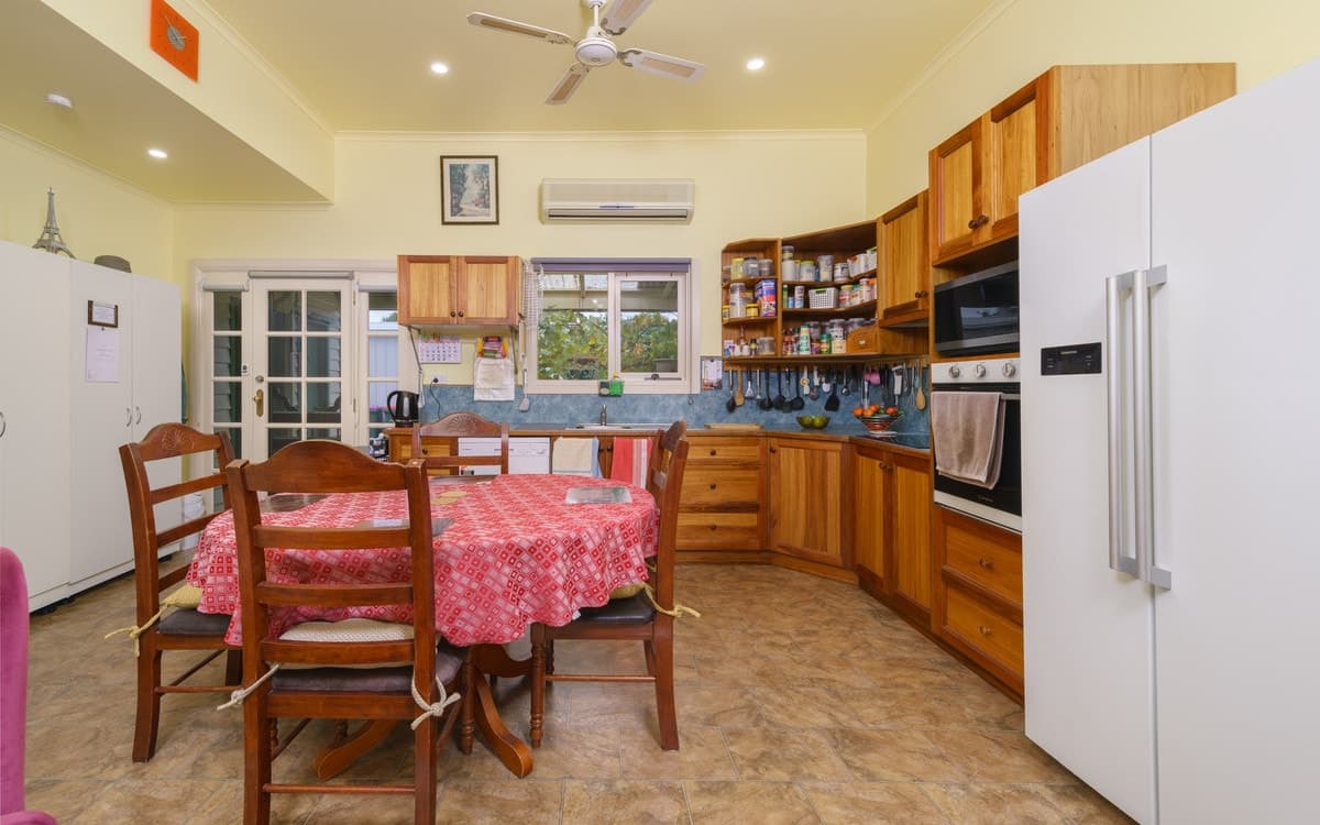 9 McKinnon Street, Terang, VIC, Terang - Thumbnail 4