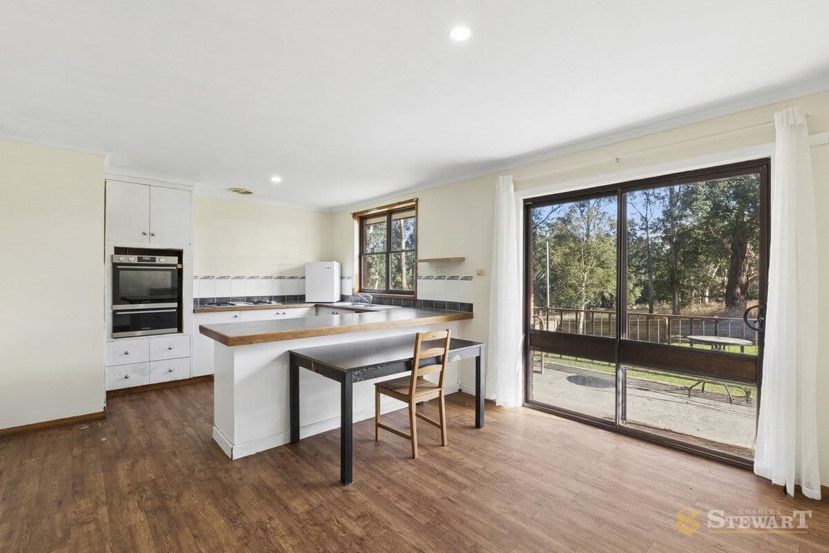 2942 Lavers Hill - Cobden Road, Simpson, VIC, Simpson - Thumbnail 6