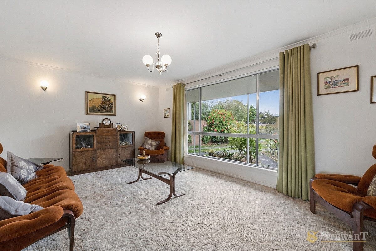 20 Quamby Avenue, Colac, VIC, Colac - Thumbnail 3