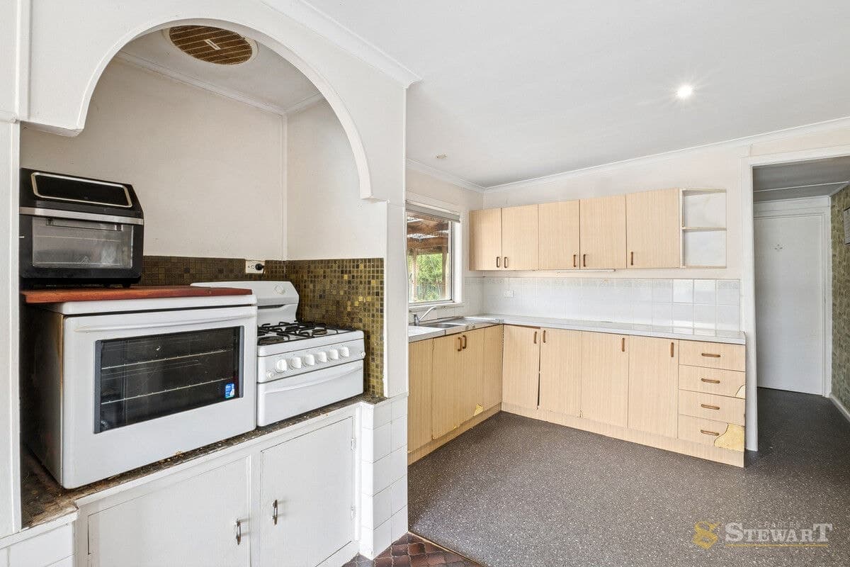 61 Campbell Street, Colac, VIC, Colac - Thumbnail 2