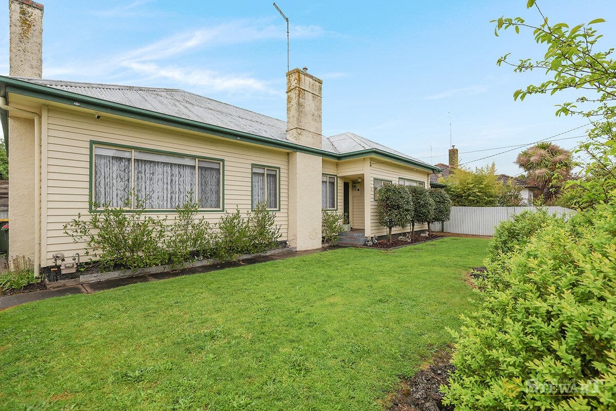 12 Thomas Street, Colac, VIC, Colac - Thumbnail 2