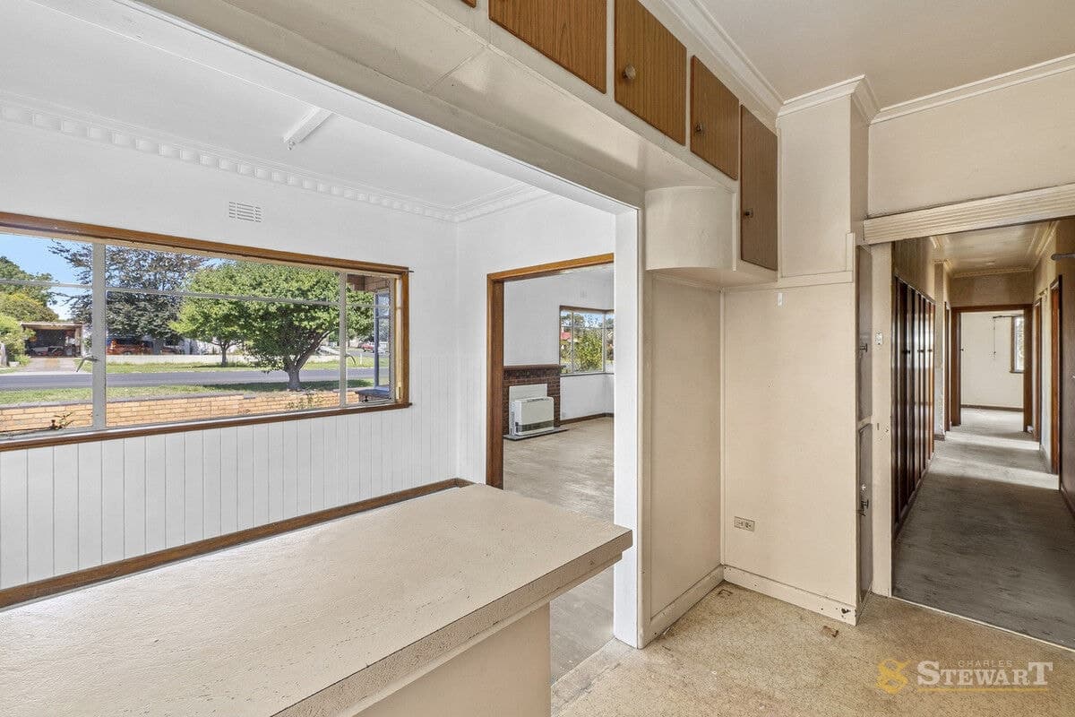 78 Curdie Street, Cobden, VIC, Cobden - Thumbnail 6