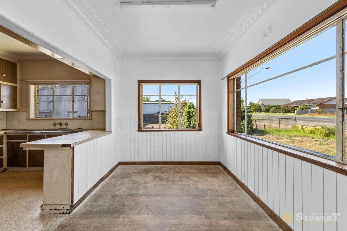 78 Curdie Street, Cobden, VIC, Cobden - Thumbnail 7