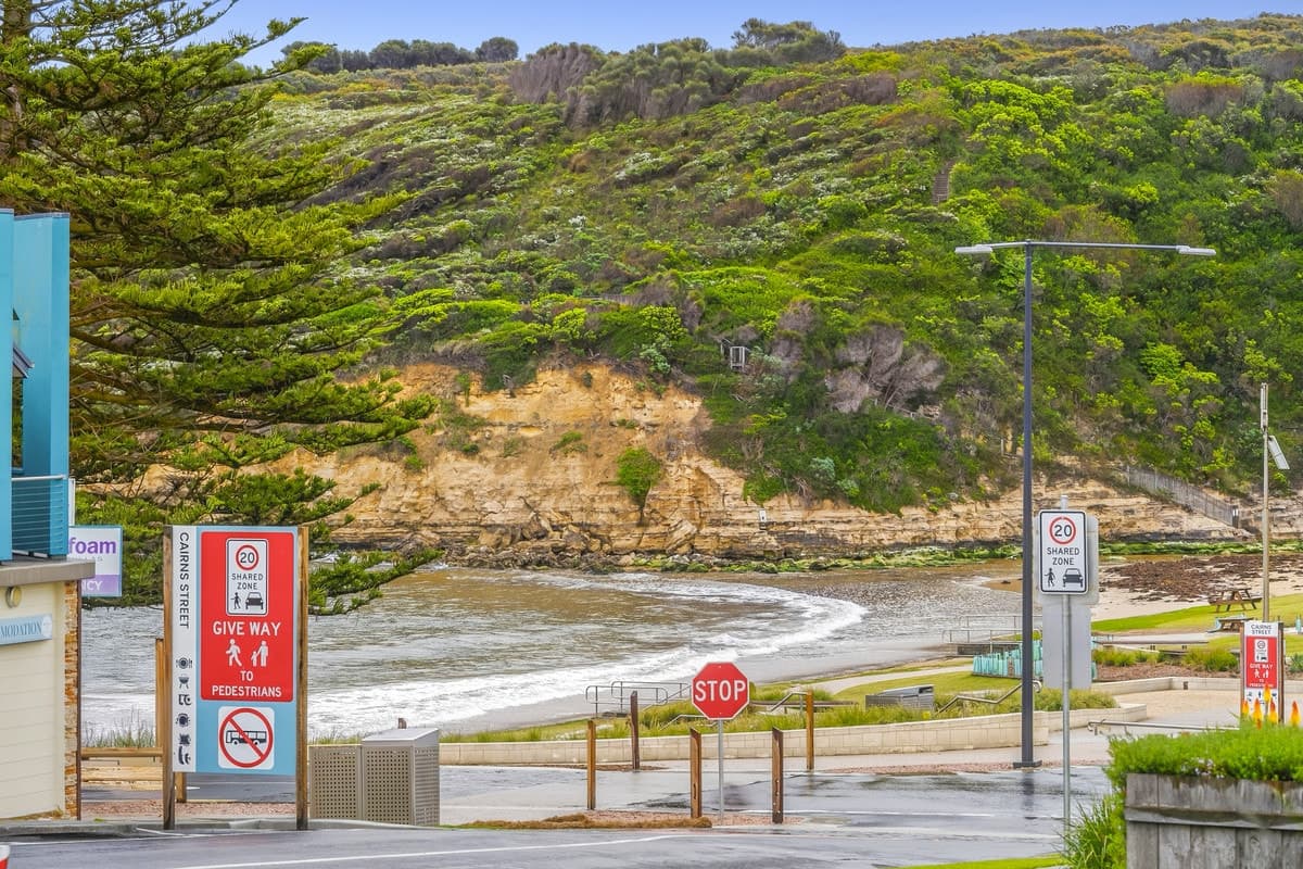 18 Cairns Street, Port Campbell, VIC, Port Campbell - Thumbnail 3