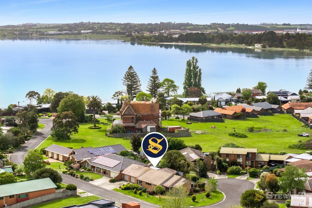 56 Balnagowan Avenue, Colac, VIC, Colac - Thumbnail 2