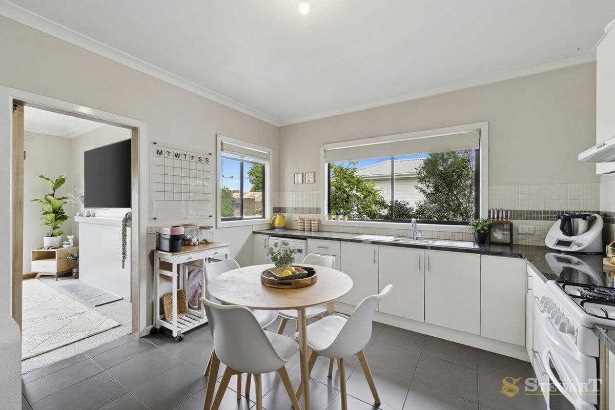 4 Nelson Street, Colac, VIC, Colac - Thumbnail 3