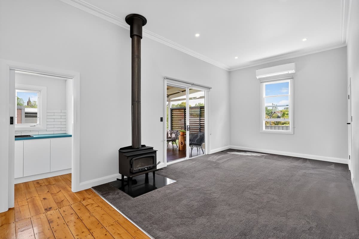 16 Goldsmith Street, Hamilton, VIC, Hamilton - Thumbnail 5