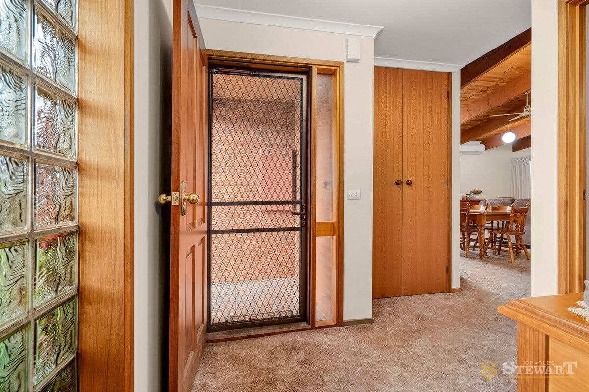 4 Ross Street, Colac, VIC, Colac - Thumbnail 3