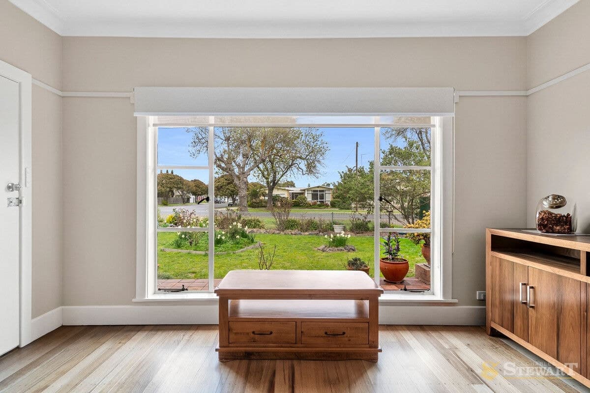 27 Moore Street, Colac, VIC, Colac - Thumbnail 4