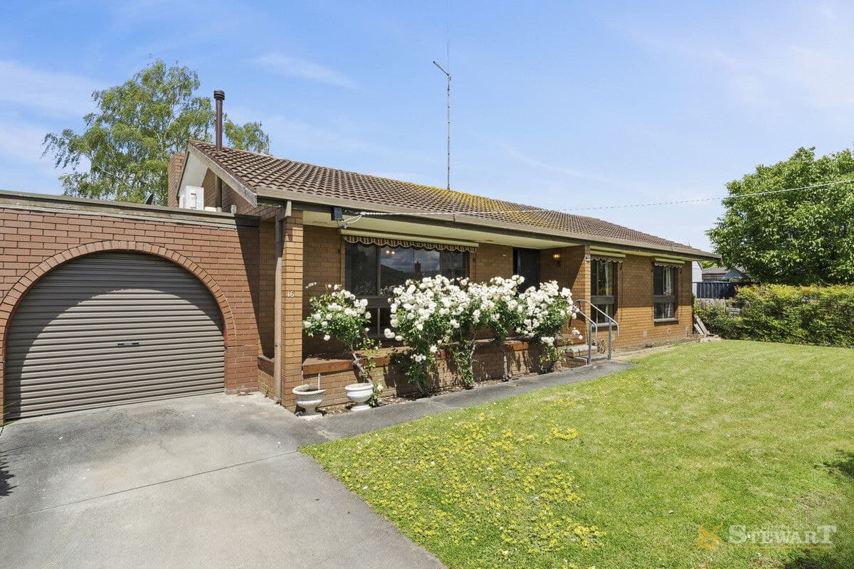 16 Campbell Street, Colac, VIC, Colac - Image 1