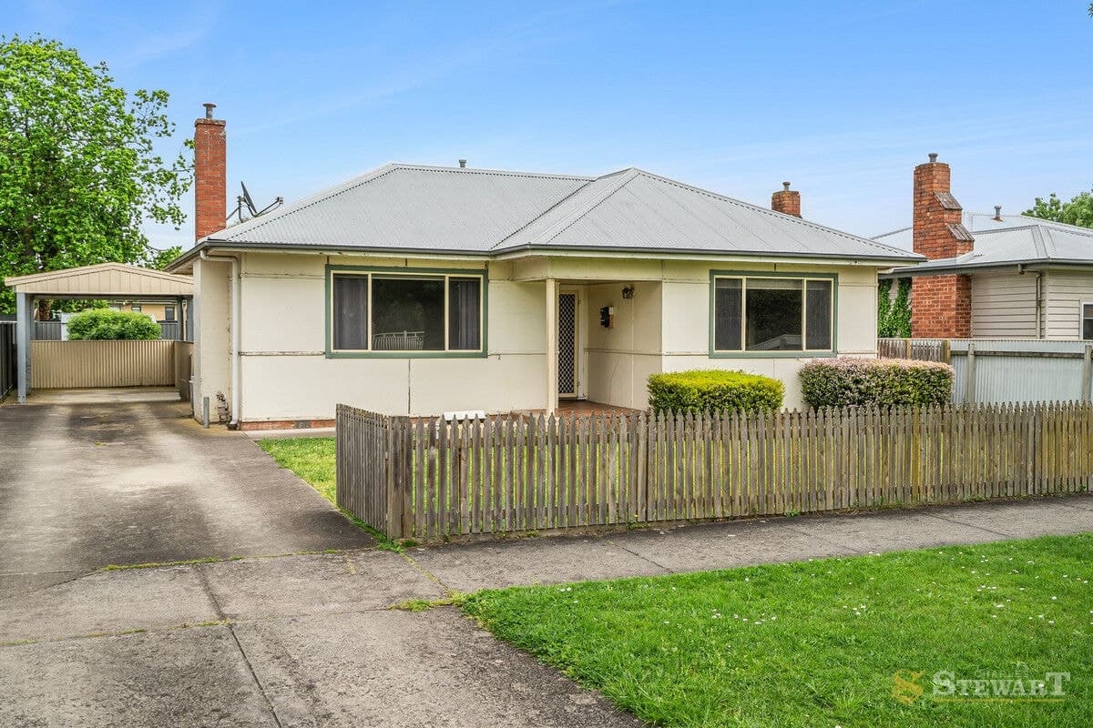 9 Armstrong Street, Colac, VIC, Colac - Image 1